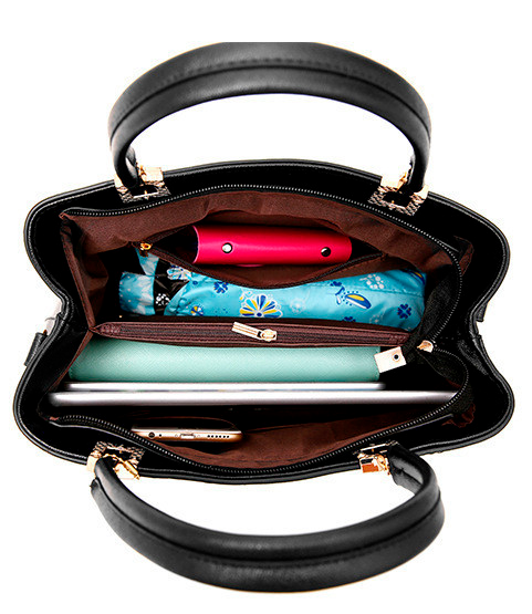 Zaretha Leather Bag
